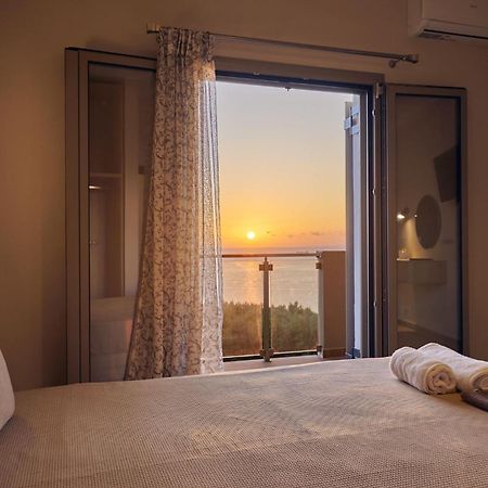 Pelagaki Sunrise Apartments Orthoniaí Екстериор снимка