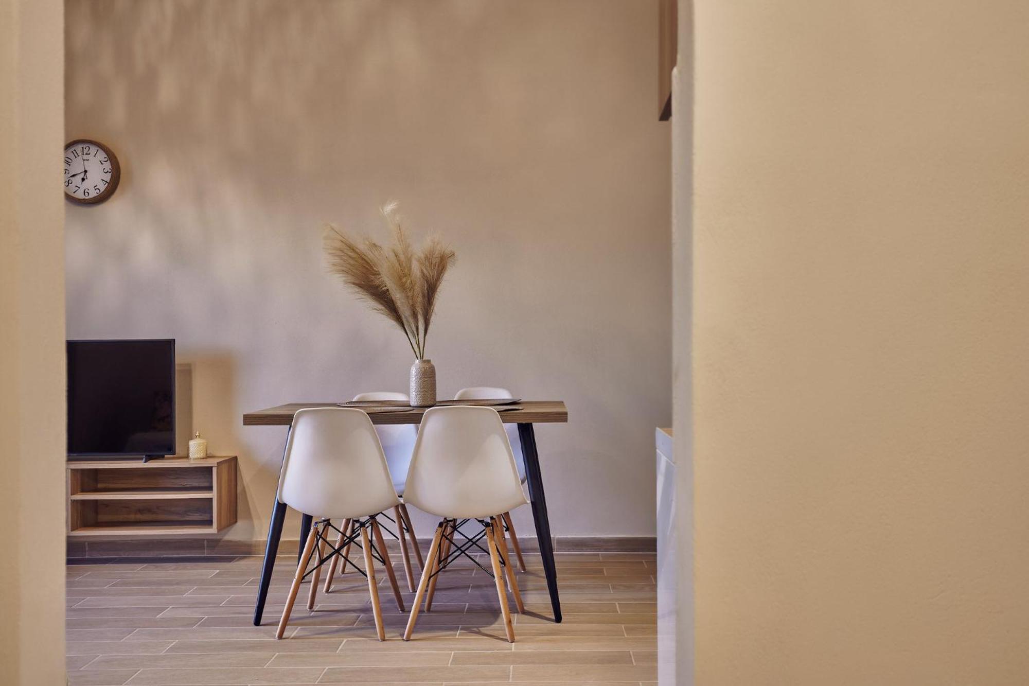 Pelagaki Sunrise Apartments Orthoniaí Екстериор снимка