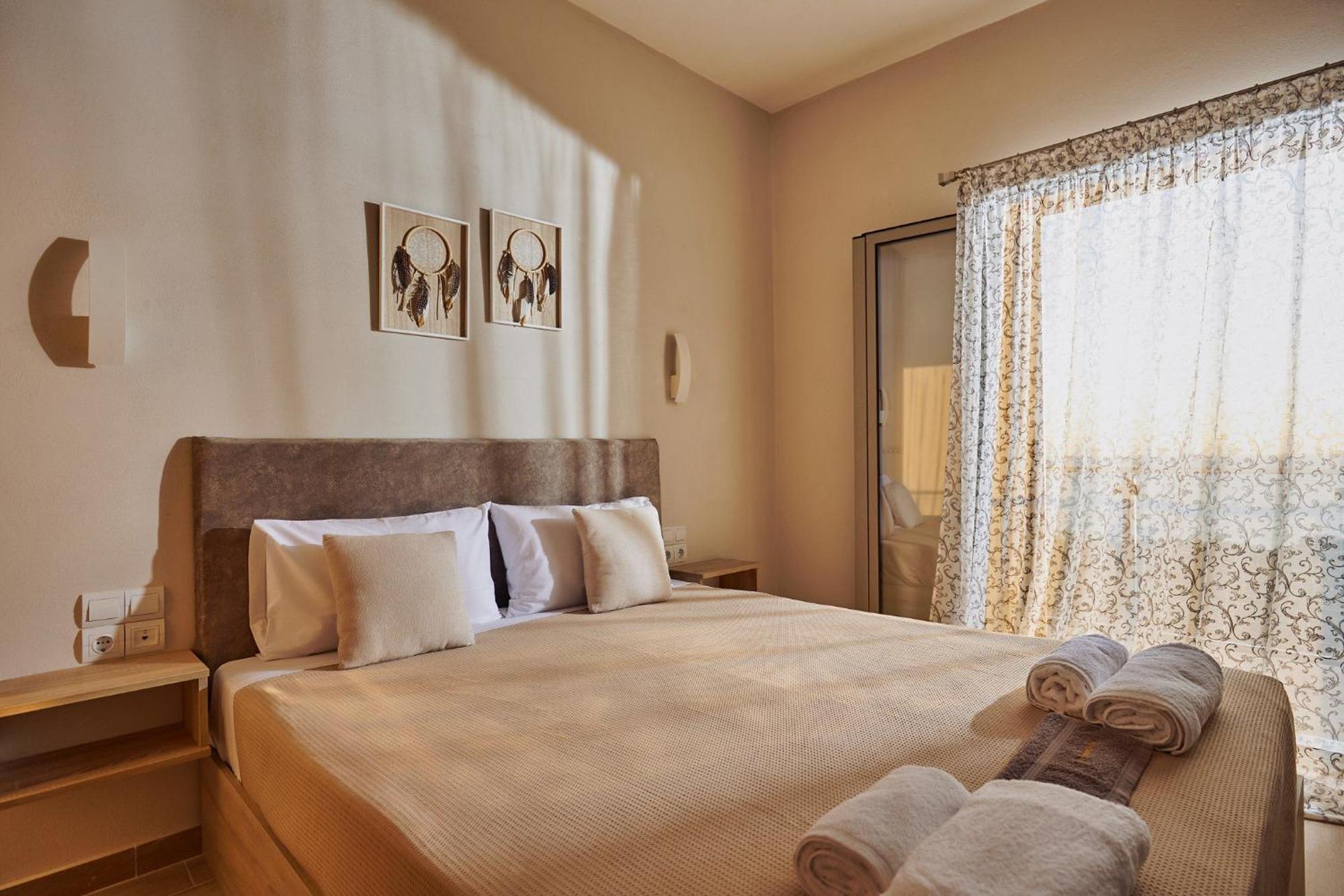 Pelagaki Sunrise Apartments Orthoniaí Екстериор снимка