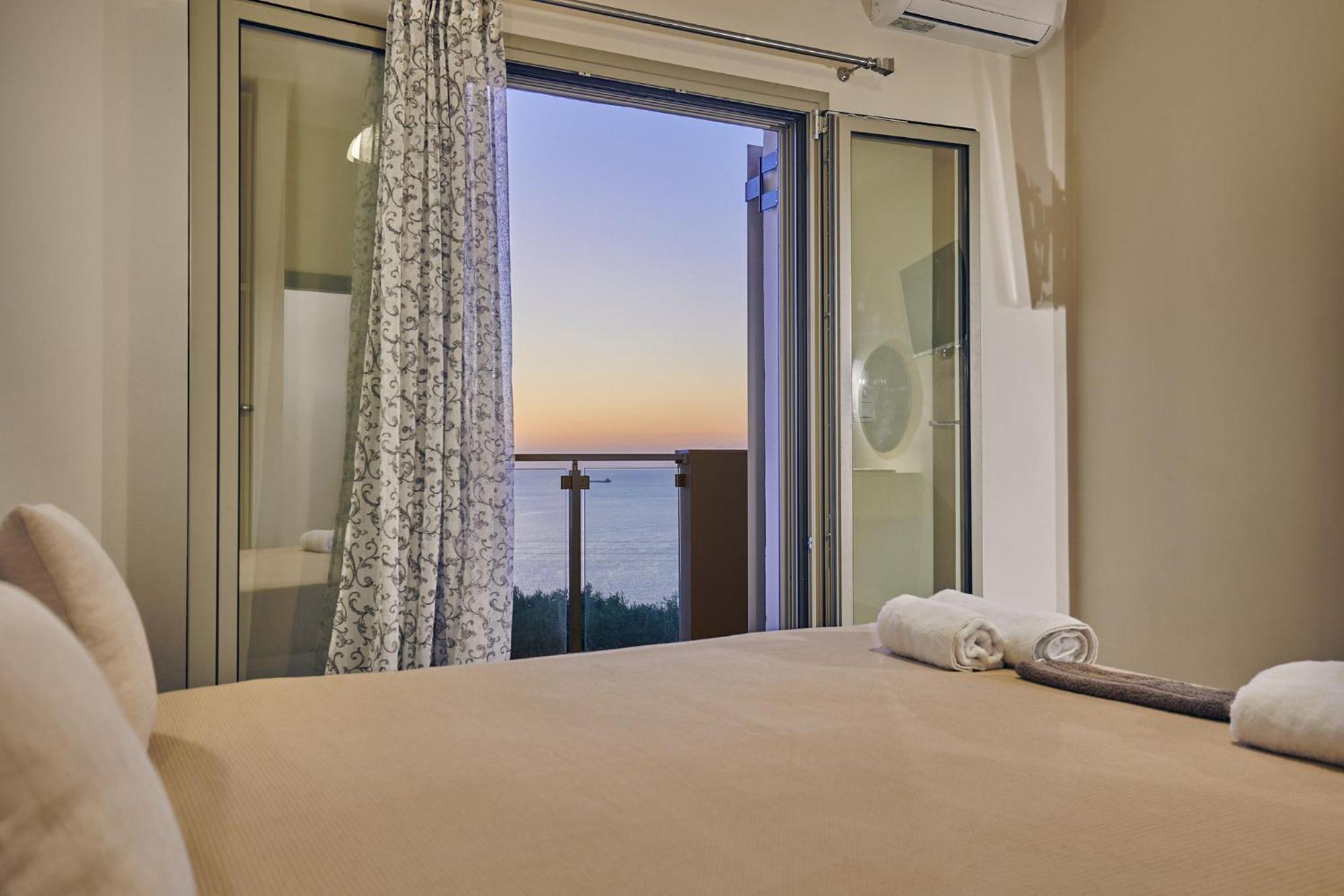 Pelagaki Sunrise Apartments Orthoniaí Екстериор снимка