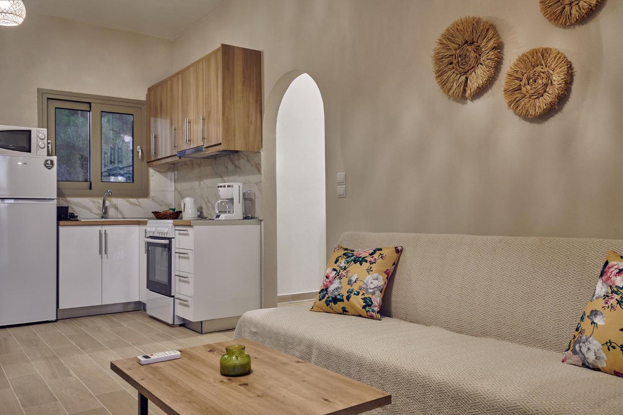 Pelagaki Sunrise Apartments Orthoniaí Екстериор снимка