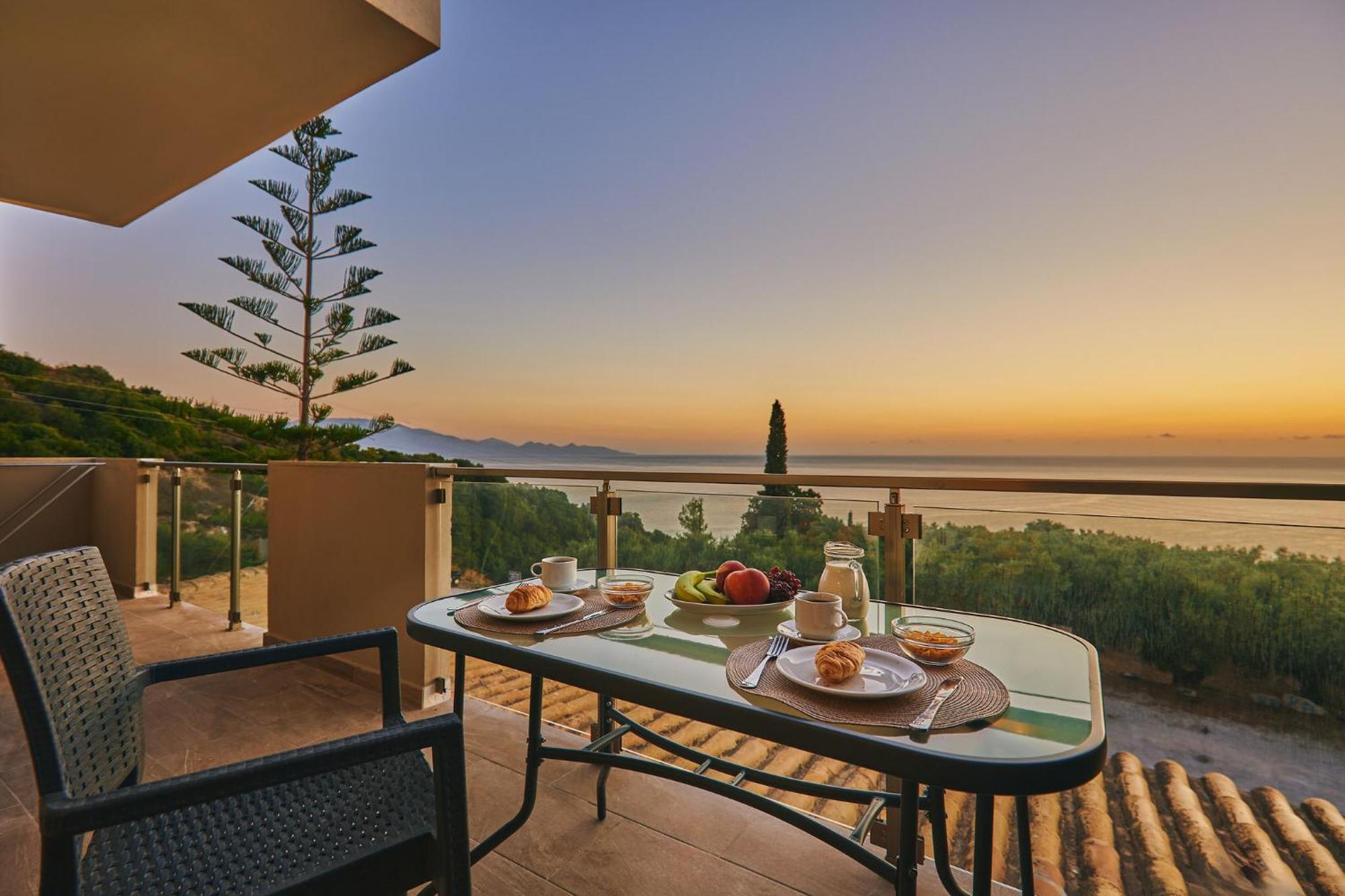 Pelagaki Sunrise Apartments Orthoniaí Екстериор снимка